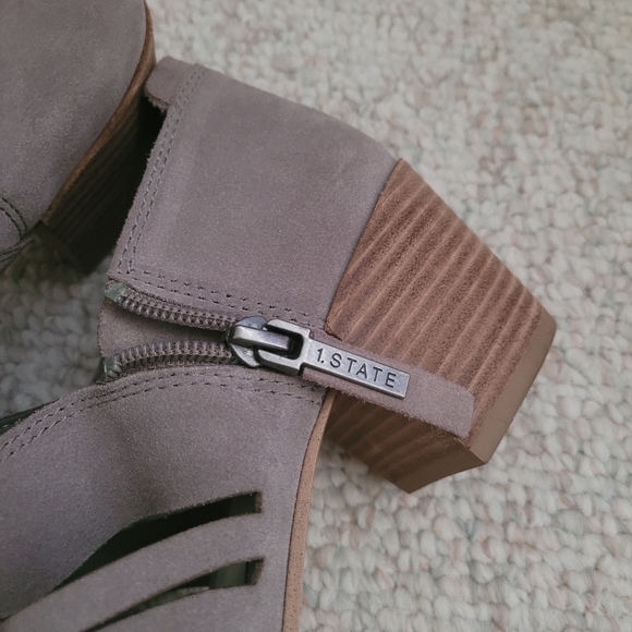 1.State Arnet Leather Gray Booties - Picture 3 of 8